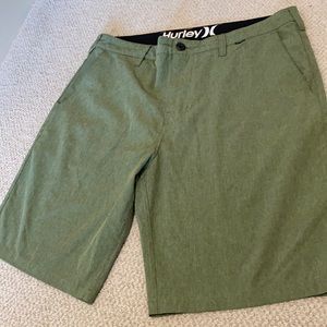 Green Hurley shorts size 33
